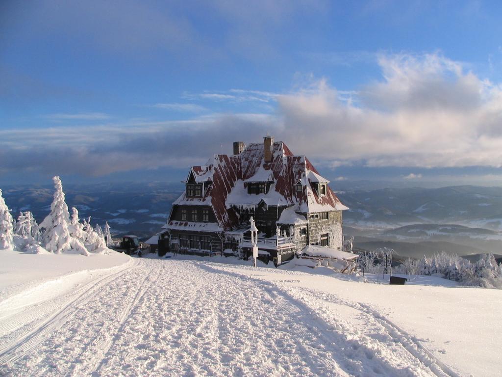Dolní Bečva Hotel Radegast المظهر الخارجي الصورة